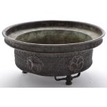 Early 20th Century Japanese bronze censer, decorated with stylized clouds and beasts of dragons,