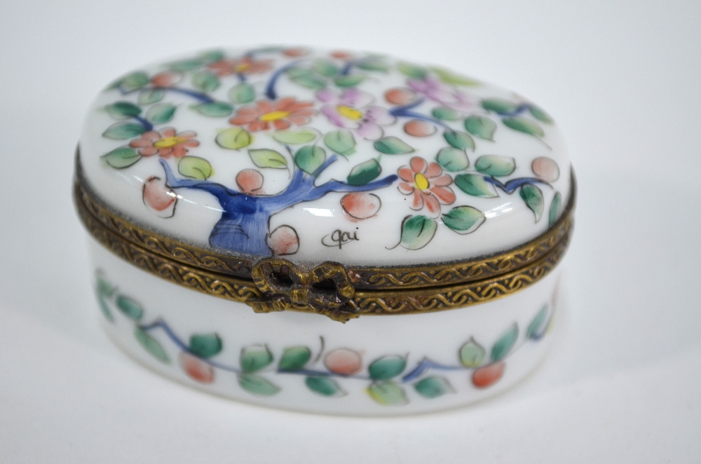 A Bilston & Battersea enamel box - National Trust 1982 and a 1980 Halcyon Days box - both boxed, - Image 9 of 11