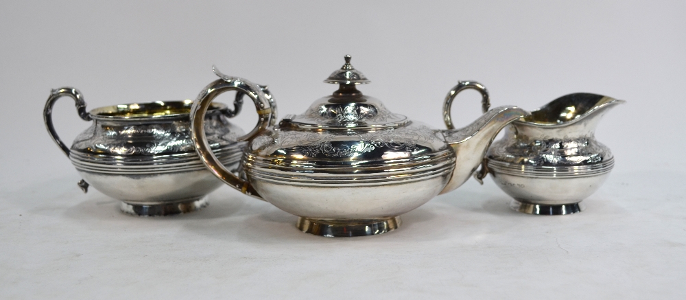 A William IV/Victorian silver matched three-piece bachelor tea service of compressed melon form, - Image 2 of 5