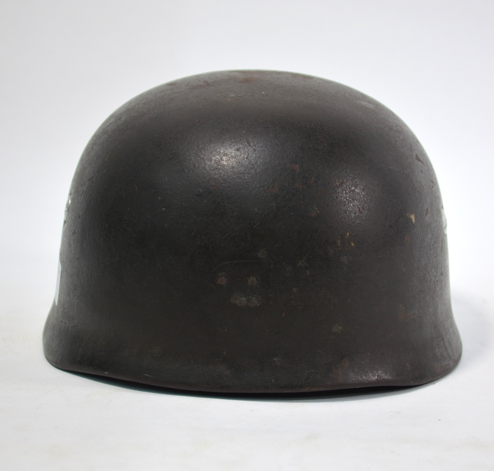 A World War 2 German Fallschirmjager (paratroop) helmet with leather lining Condition - Image 4 of 8