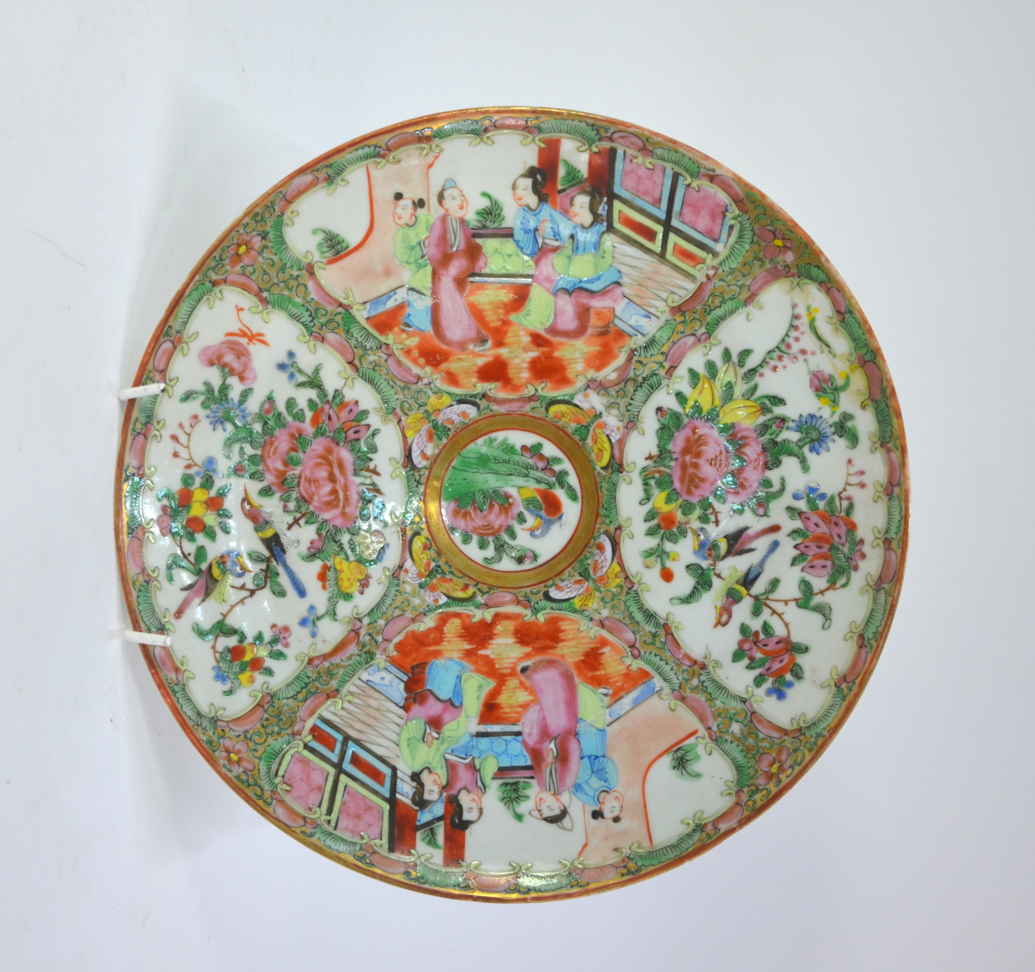 Four items of famille rose, comprising a circular Canton dish, 26 cm diameter, a Canton bowl, 26 - Image 3 of 14