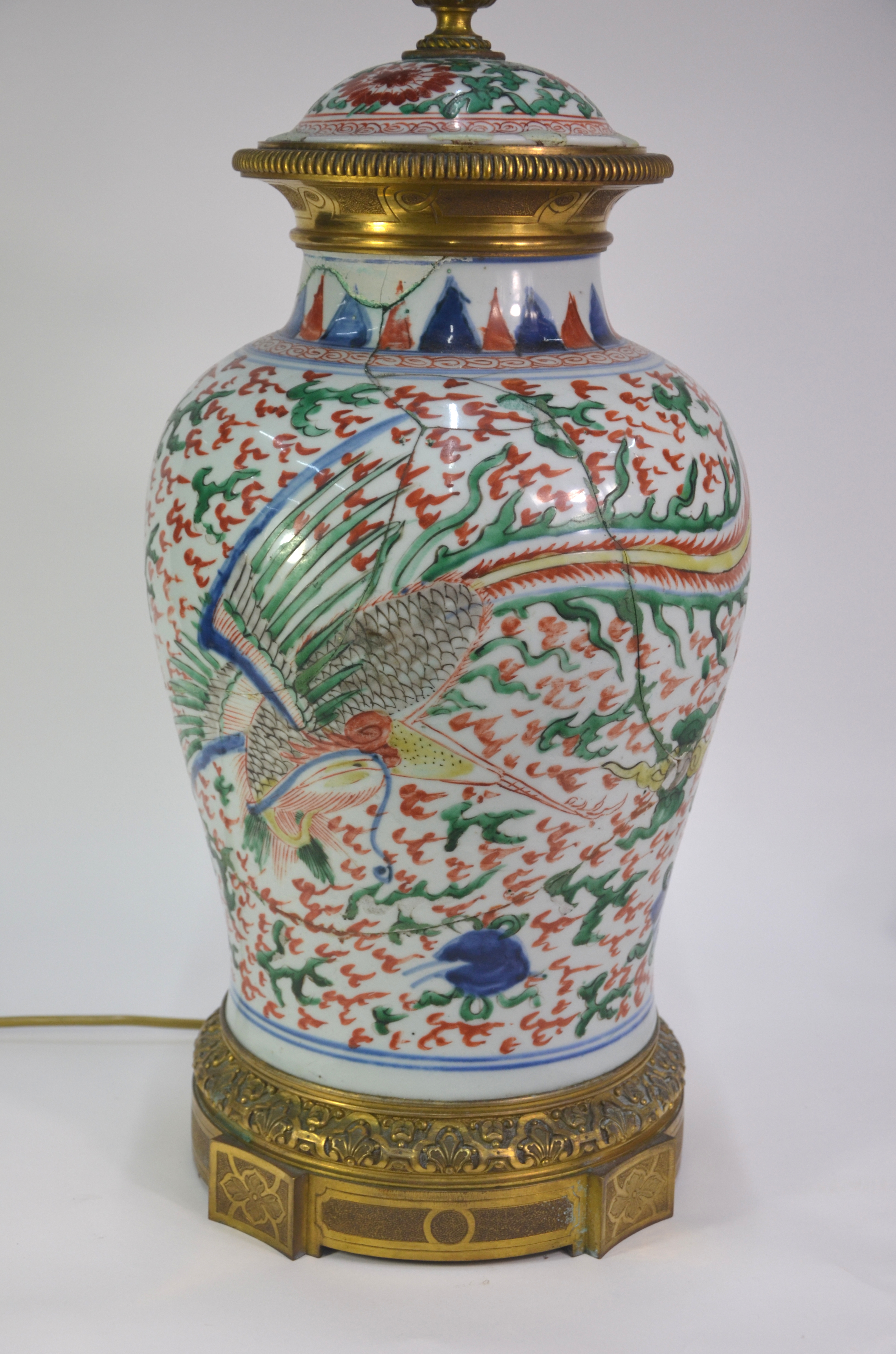 A wucai oviform vase, decorated in underglaze blue, aubergine, yellow, orange and green with a - Image 2 of 9