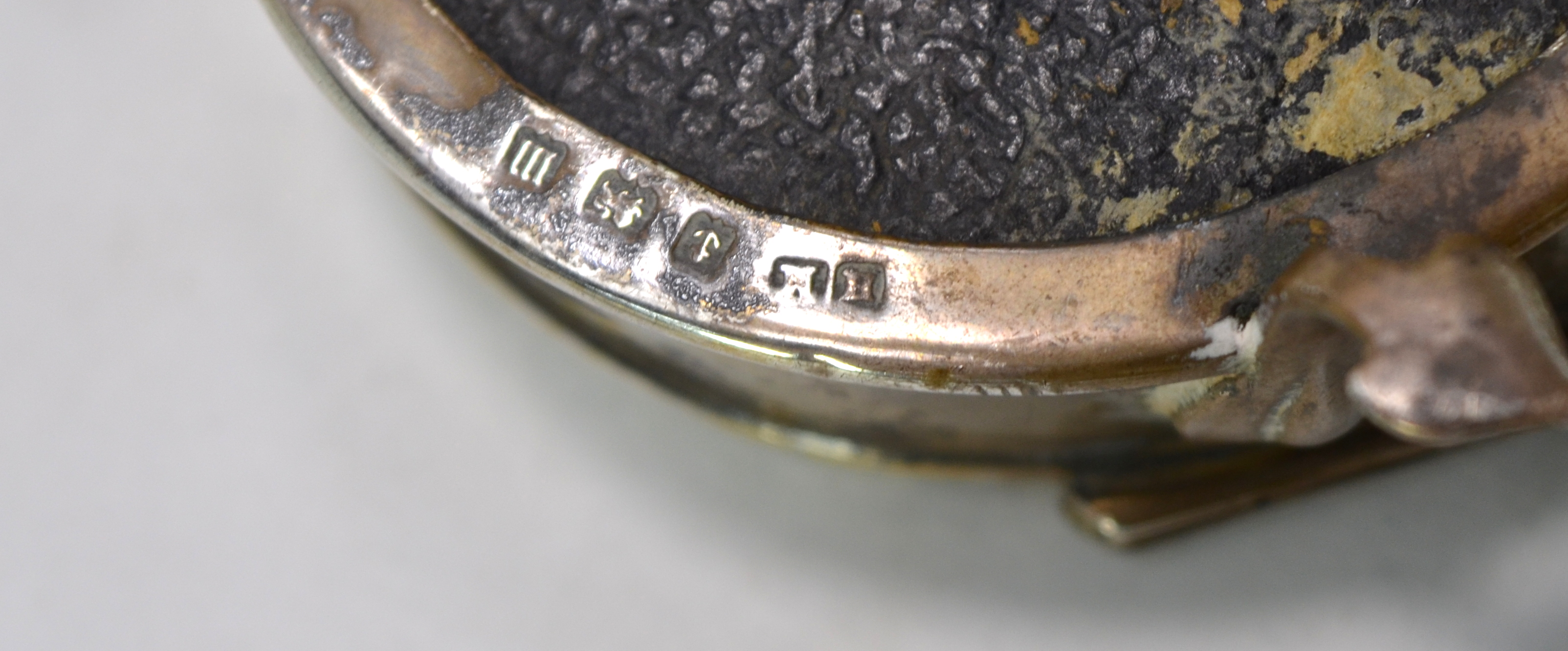 A circular silver ring-box, Birmingham 1911, to/w two American Sterling-overlaid scent bottles and - Image 9 of 11