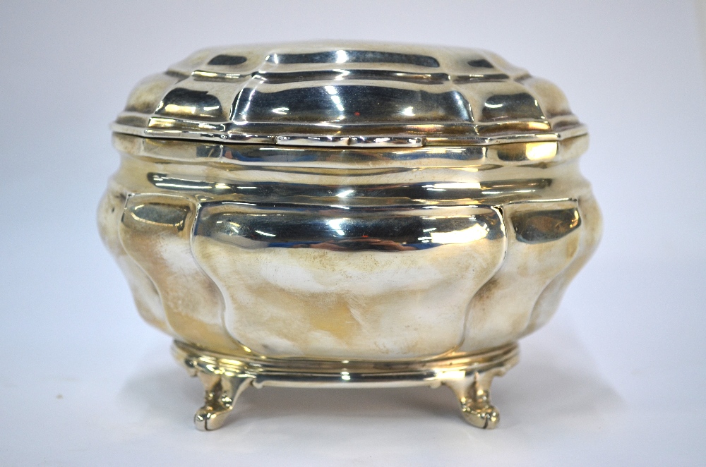 A late Victorian silver tea caddy in the Georgian manner, of bombe form, on scroll feet, - Image 2 of 7