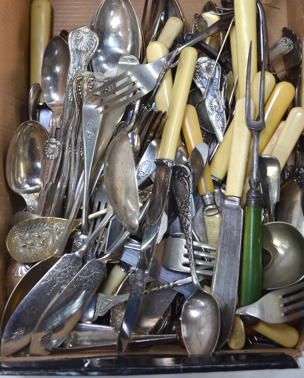 Two pairs of George III silver OEP spoons, a sifter spoon and a pair of sugar tongs, 6.9oz, to/w a - Image 3 of 12