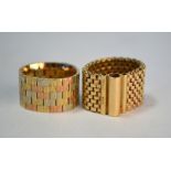 A 9ct three-coloured flexible mesh ring, size N to/w 9ct yellow gold flexible mesh ring, size M