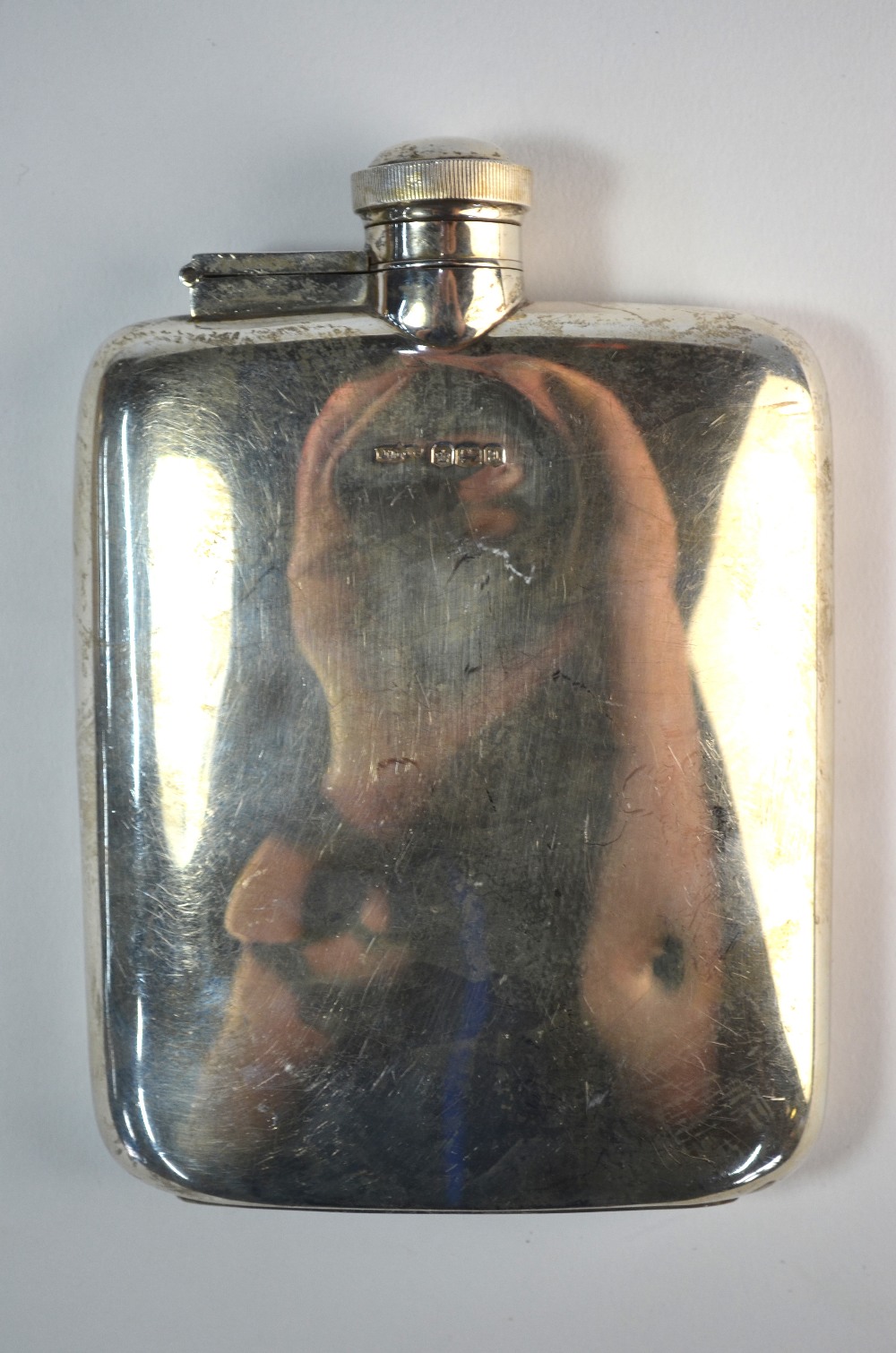 A silver hip-pocket spirit flask with hinged screw top, James Dixon & Son, Sheffield 1918, 6oz - Image 2 of 4