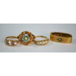 A five stone Victorian style cubic zirconia ring, 9ct yellow gold claw set, size M 1/2 to/w a