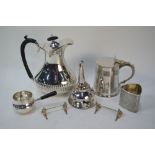 A Victorian electroplated tankard by Elkington, Mason & Co. (1842-64), to/w an epns hot-water jug, a