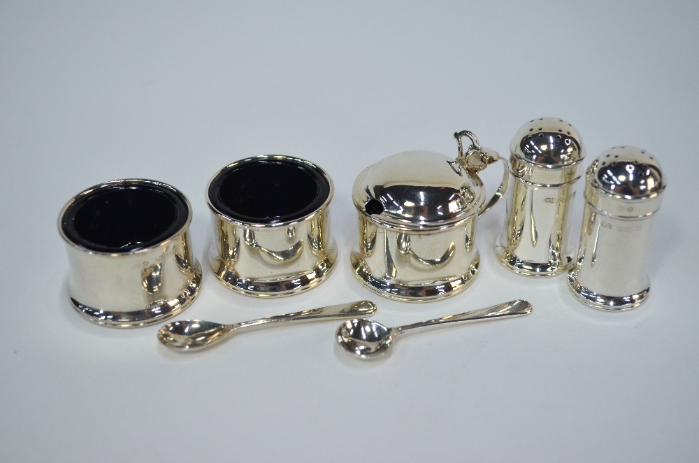 A cased twenty piece silver condiment set with blue glass liners including spoons, Birmingham 1938 - Image 10 of 11