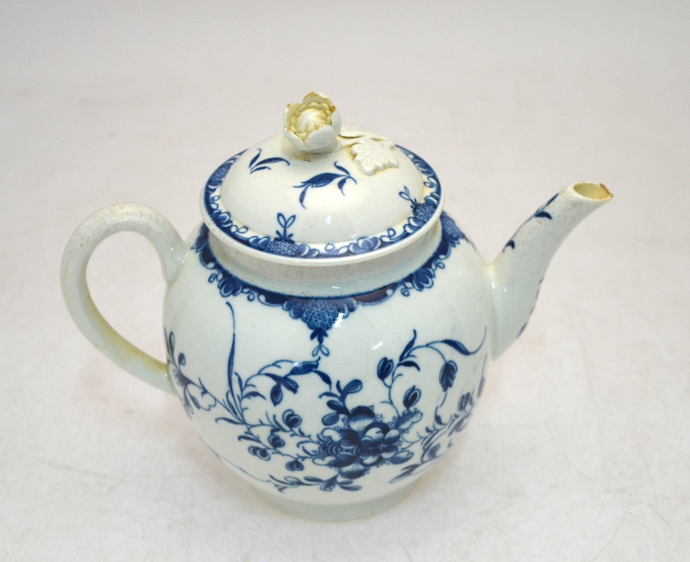 An 18th century Worcester blue and white teapot of globular form decorated with scrolling and - Image 2 of 5