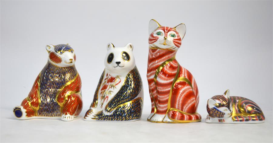 Four Royal Crown Derby Imari decorated paperweights, all gold soppers:  Seated Bear, 1995;  Panda, - Image 2 of 2