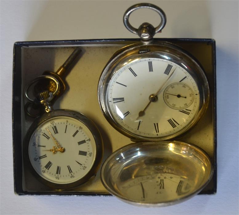 A Victorian silver hunt pocket watch with key-wind lever movement no.43528 by G. J. Powell of