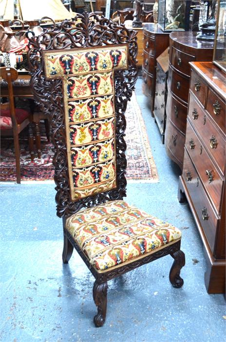 An unusual Victorian pre dieu chair (prayer chair) the all-round pierced and carved frame with - Image 3 of 3