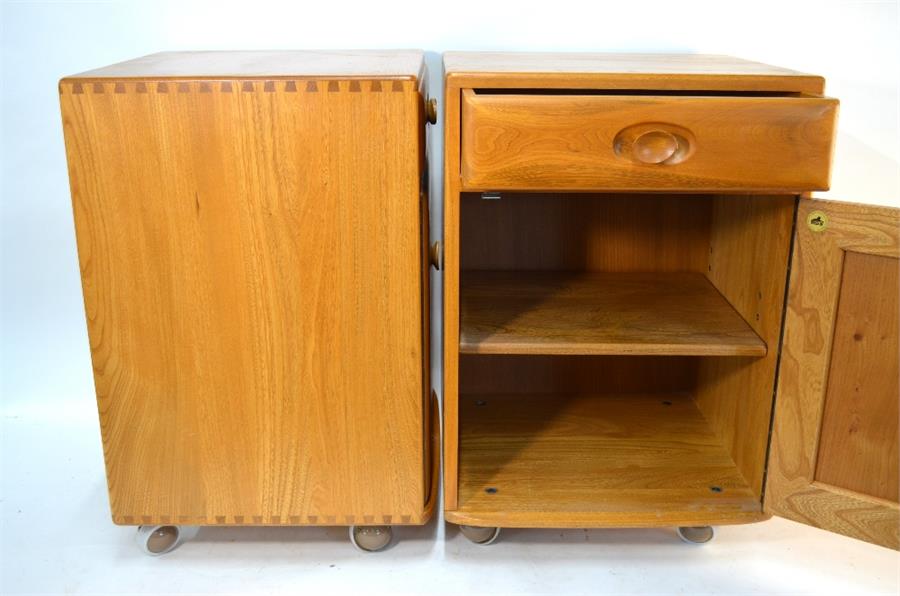 A pair of Ercol elm bedside cabinets on trademark castors, c. 1970's (2)Good condition - couple of - Image 4 of 7