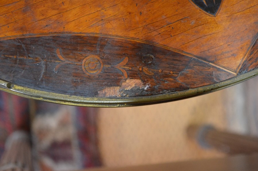 A George III inlaid satinwood tilt top wine table, the circular top centred by a batwing design - Image 4 of 9