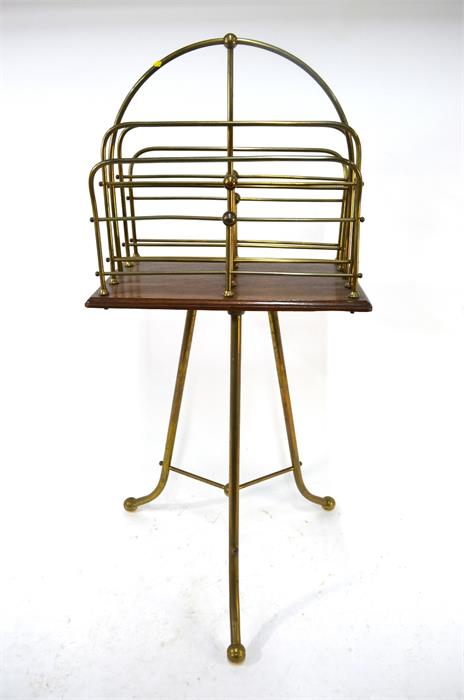 An early 20th century brass and oak revolving magazine-stand on tripod base - Image 3 of 6