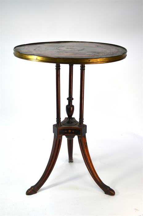 A George III inlaid satinwood tilt top wine table, the circular top centred by a batwing design - Image 3 of 9
