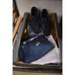 Six pairs of new gentlemen's 34" waist shorts, to/w a pair of 9.5 trainers marked 'Nike' [P18034847,