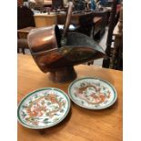 Copper coal scuttle to/w a pair of Chinese porcelain plates decorated with dragons (3)