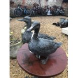 A pair of cast metal ducks (2)