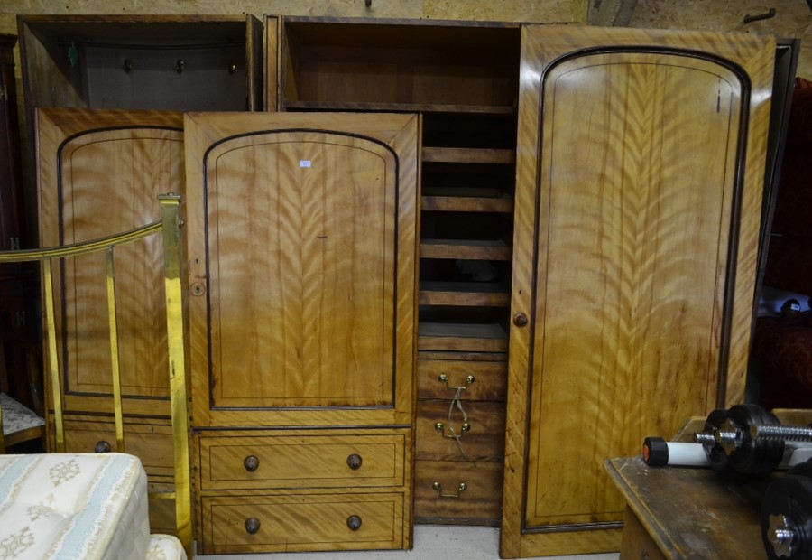 In the manner of Holland & Son, a Victorian satin birch compactum - lacking the plinth top - sold as