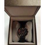 A gentleman's Gucci wristwatch, no.15205462, in original box (little used) [P16025948]