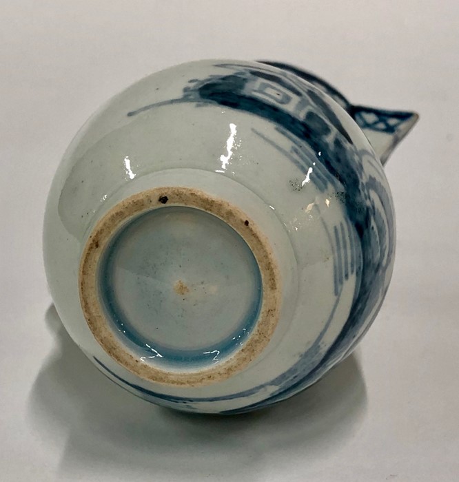 A small 18th century blue and white pearlware jug painted with a Chinoiserie scene with pagoda, - Image 3 of 3