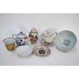 A quantity of Chinese Export porcelain, comprising: a teapot and domed cover; a famille rose tea-