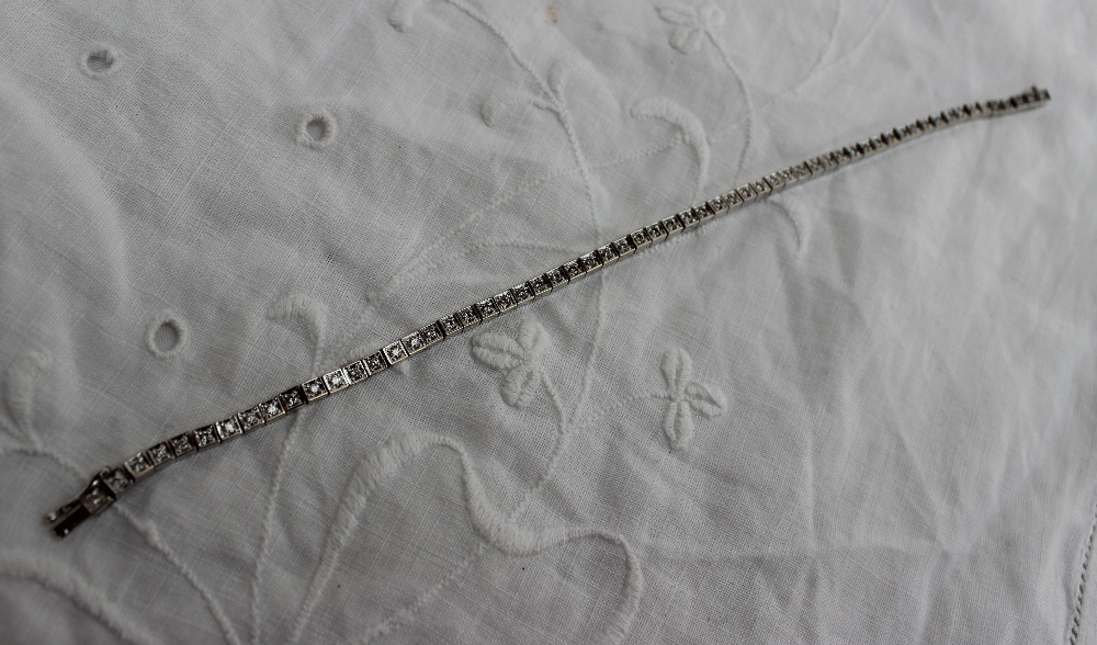 A diamond set tennis bracelet, - Image 4 of 4