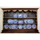 A Spode blue and white willow pattern pottery part dinner service, comprising bowls,