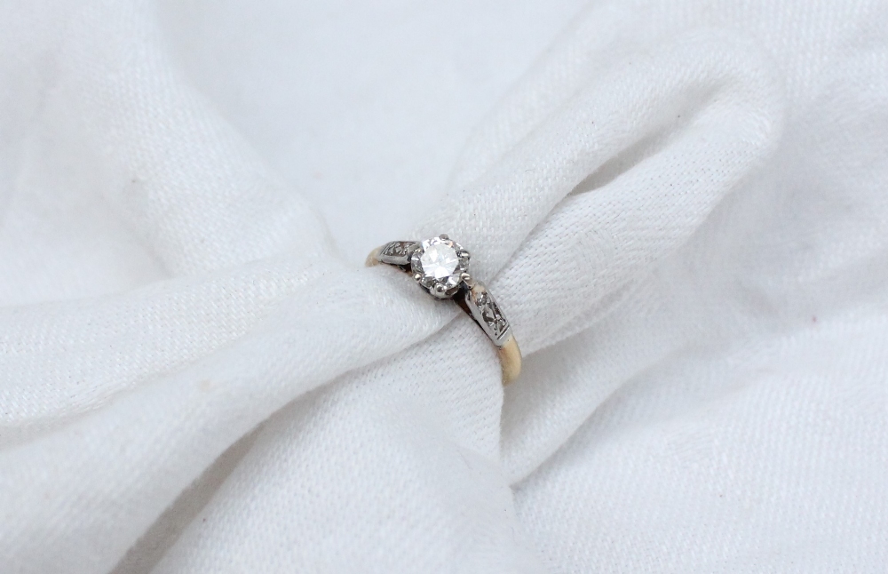 A solitaire diamond ring, the round brilliant cut diamond approximately 0. - Image 2 of 3