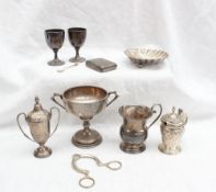 An Elizabeth II silver twin handled lidded trophy cup, Birmingham,