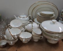 A Wedgwood California pattern part tea and dinner service together with glasswares etc