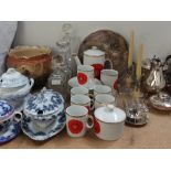 A Polish part coffee set together with sauce tureens,