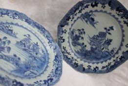 A pair of Chinese blue and white porcelain plates, of octagonal shape,