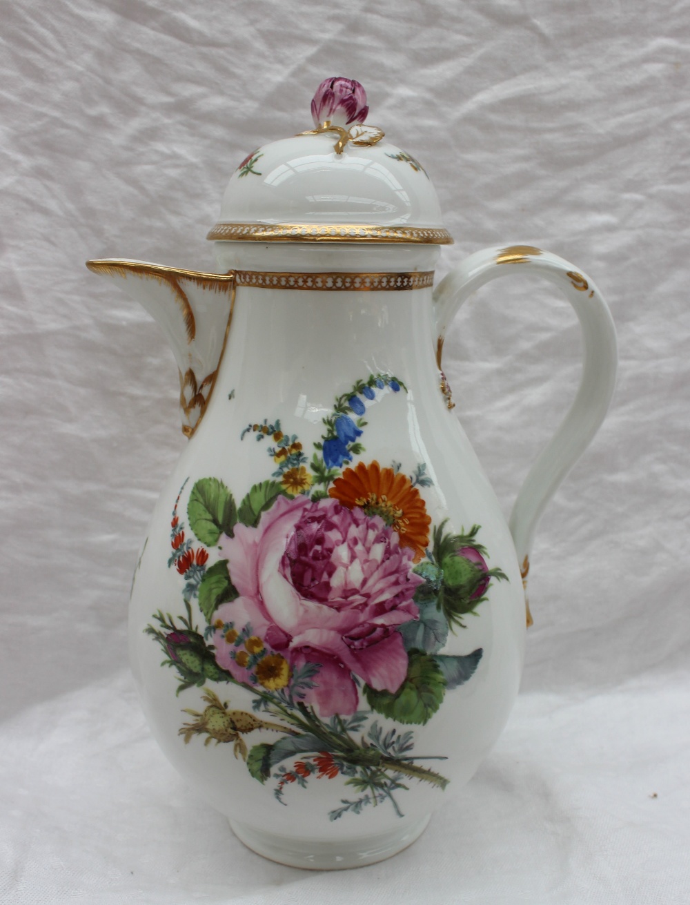 A Meissen porcelain part tea and coffee service, - Image 4 of 30