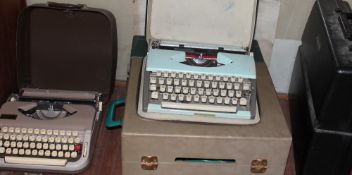 A Schiedecker typewriter together with other typewriters etc