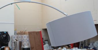 An arc standard lamp