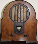 A Phillips Super Inductance walnut radio