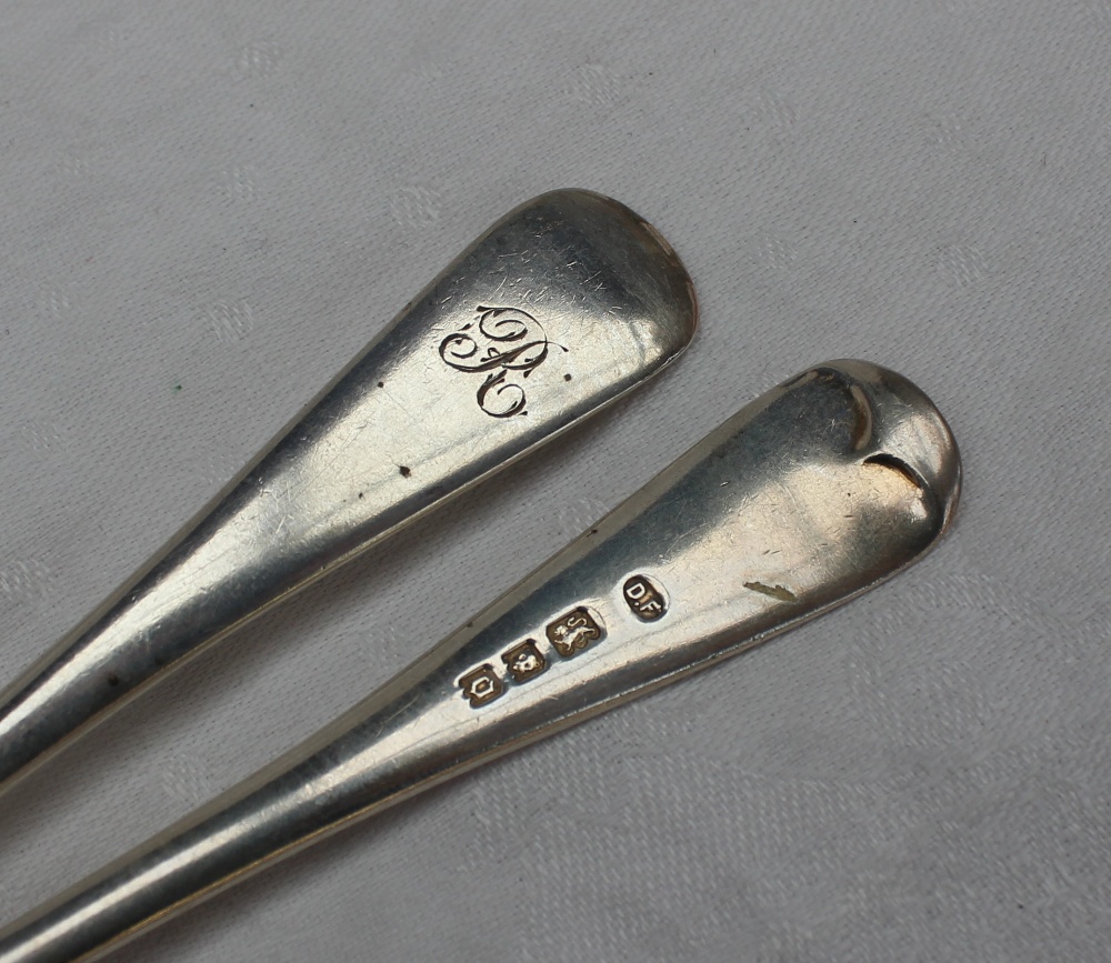 A set of six George V silver soup spoons, engraved “R” London, 1929, - Image 2 of 2