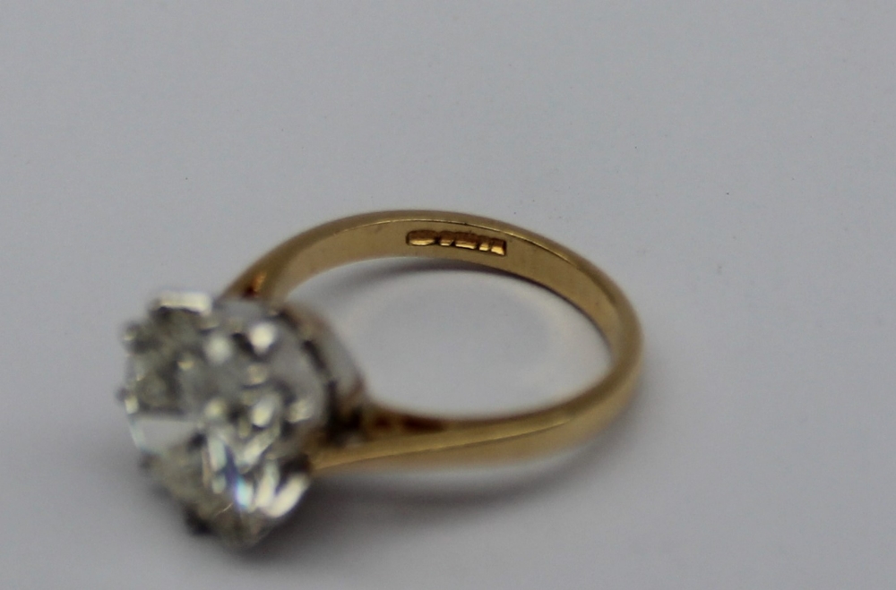 A 4.25ct solitaire diamond ring, the round brilliant cut diamond measuring approximately 10.76-10. - Image 14 of 14