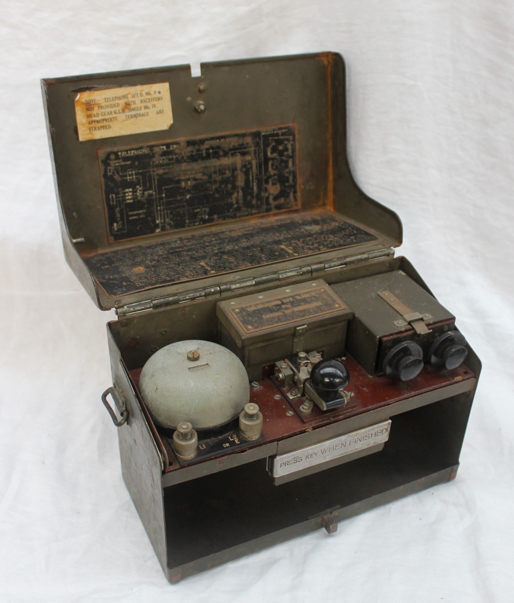 A World War II telephone set D. Mk.V. - Bild 4 aus 7