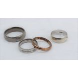 Two 9ct gold wedding bands, approximately 6.