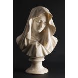 UNKNOWN ITALIAN MASTER: YOUNG LADY WITH A VEIL Around 1850; Italy 61 cm An alabaster bust of a young