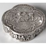 AN .800 STD SILVER TRINKET BOX, hinged cover embossed with cherubs at play, the body similarly