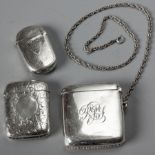 A GEORGE V SILVER VESTA CASE, BIRMINGHAM 1915, W.H.H., hinged top, engraved initials "R.P.Y.",