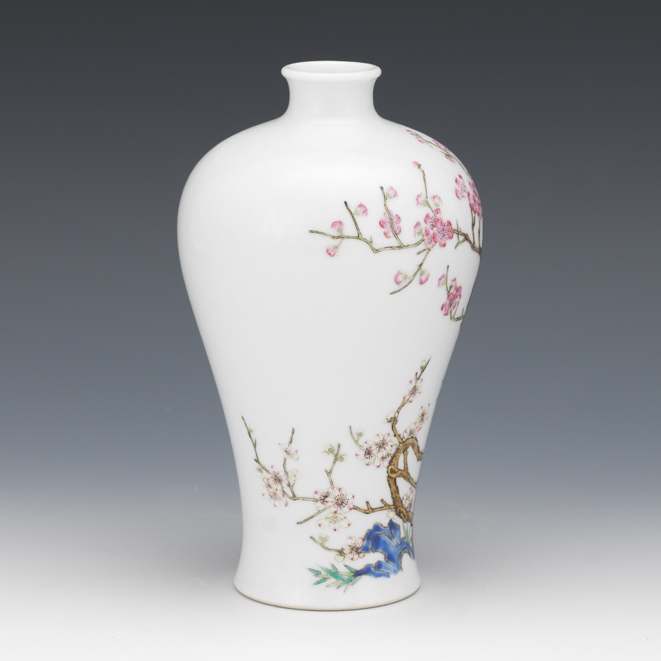 Chinese Porcelain Meiping Enameled Vase, Apocryphal Qianlong Marks - Image 4 of 7