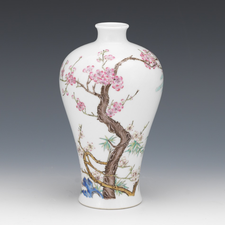 Chinese Porcelain Meiping Enameled Vase, Apocryphal Qianlong Marks