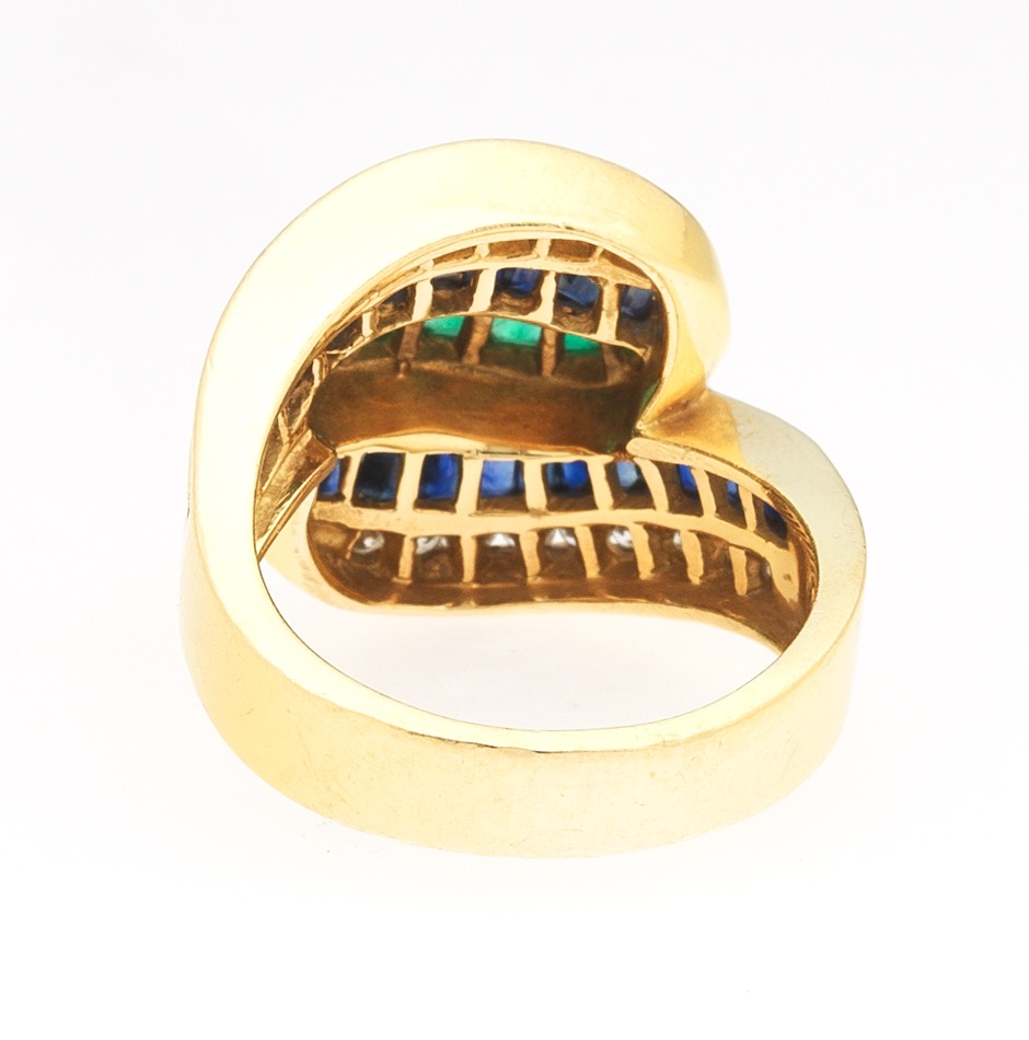 Charles Krypell Gold, Blue Sapphire, Emerald and Diamond Scroll Fashion Ring - Image 4 of 6